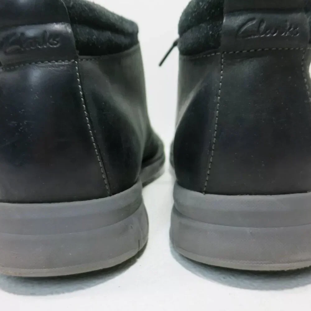 Clarks Nubuck Leather Chukka Boots Casual Dress Shoes Men's Footwear Botas Sz 12